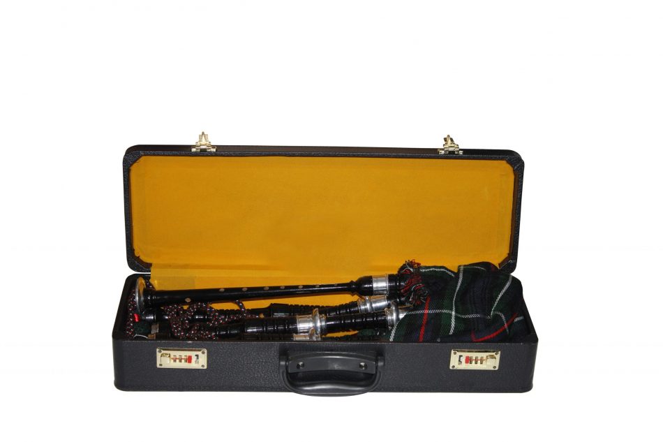 BAGPIPE BLACK